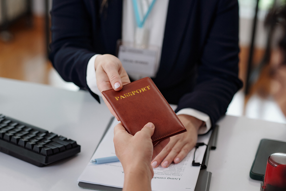 Extranjería · LOYAL Abogados
